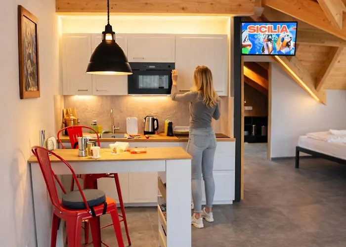 Bahngarten1907 Panorama Historic Railway House Bolzano